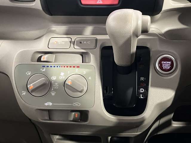 ホンダ Ｎ　ＢＯＸ ６６０ Ｇ ４ＷＤ H24年 (北海道) 99