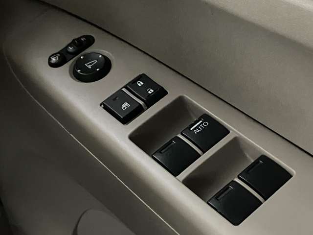 ホンダ Ｎ　ＢＯＸ ６６０ Ｇ ４ＷＤ H24年 (北海道) 99