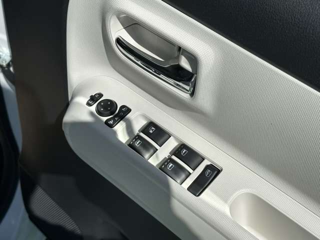 ダイハツ ムーヴ　キャンバス ６６０ ストライプス Ｇ R6年 (東海) 99