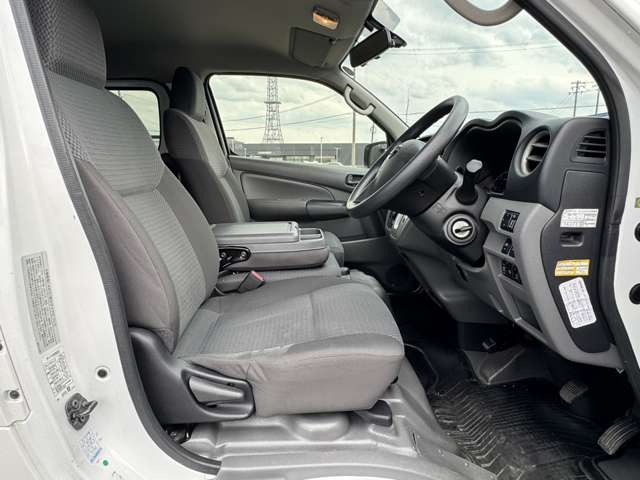 日産 ＮＶ３５０キャラバン ２．５ ＤＸ ロングボディ ディーゼルターボ ４ＷＤ R3年 (東北) 99