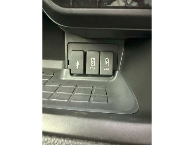 ホンダ Ｎ　ＢＯＸ カスタム ６６０ Ｌ ターボ R5年 (近畿) 99