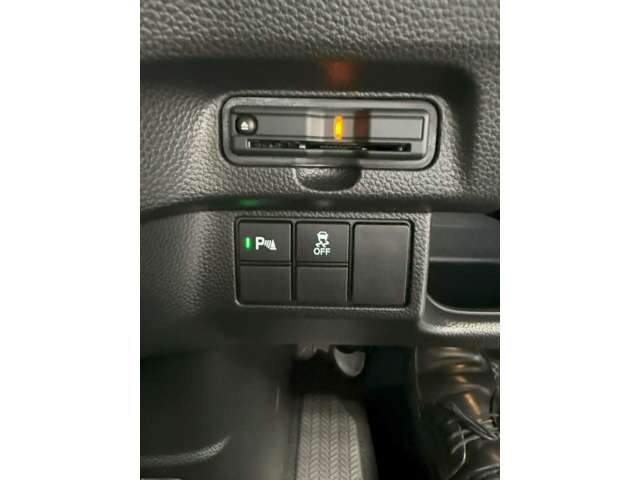 ホンダ Ｎ　ＢＯＸ カスタム ６６０ Ｌ ターボ R5年 (近畿) 99