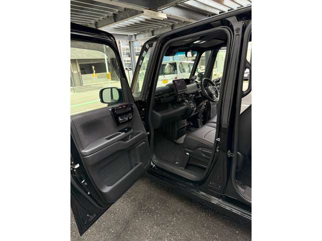 ホンダ Ｎ　ＢＯＸ カスタム ６６０ Ｌ ターボ R5年 (近畿) 99