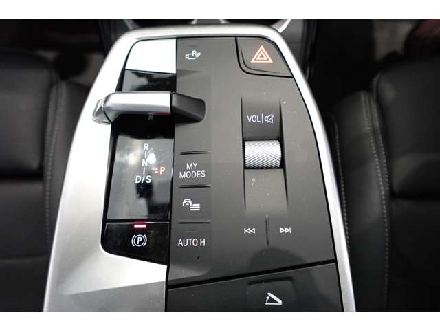 ＢＭＷ Ｘ２ Ｘドライブ２０Ｉ Ｍスポーツ ４ＷＤ R6年 (近畿) 99