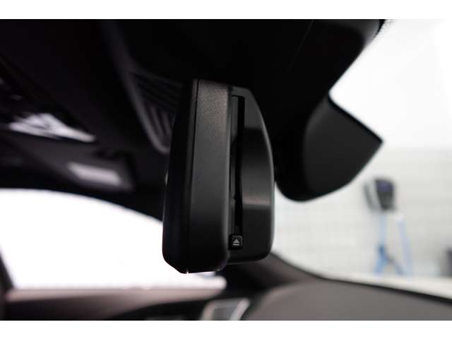 ＢＭＷ Ｘ２ Ｘドライブ２０Ｉ Ｍスポーツ ４ＷＤ R6年 (近畿) 99