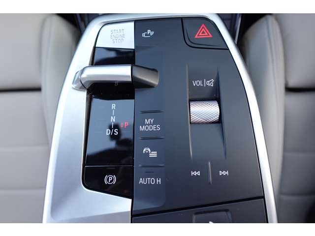 ＢＭＷ Ｘ２ Ｘドライブ２０Ｉ Ｍスポーツ ４ＷＤ R6年 (近畿) 99