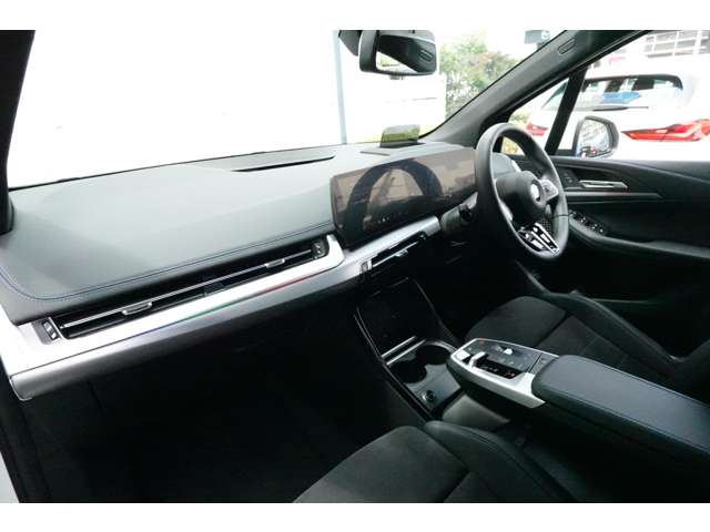 ＢＭＷ ２シリーズアクティブツアラー ２１８Ｉ Ｍスポーツ ＤＣＴ R6年 (近畿) 99