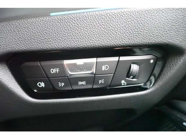 ＢＭＷ ３シリーズ ３２０Ｄ Ｘドライブ Ｍスポーツ ディーゼルターボ ４ＷＤ R6年 (近畿) 99