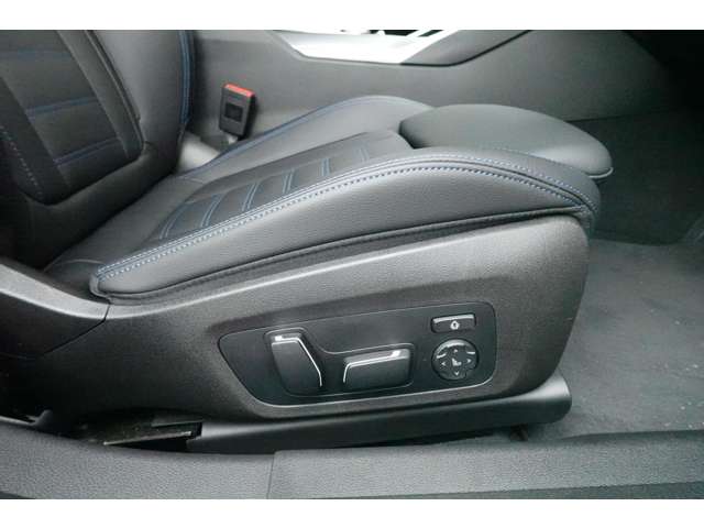 ＢＭＷ ３シリーズ ３２０Ｄ Ｘドライブ Ｍスポーツ ディーゼルターボ ４ＷＤ R6年 (近畿) 99