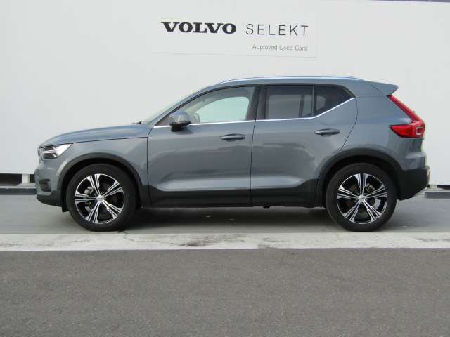 ボルボ ＸＣ４０ Ｂ４ ＡＷＤ インスクリプション ４ＷＤ R3年 (四国) 99