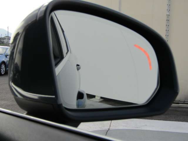 ボルボ ＸＣ４０ Ｂ４ ＡＷＤ インスクリプション ４ＷＤ R3年 (四国) 99