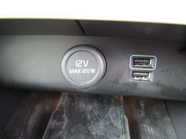 ボルボ ＸＣ４０ Ｂ４ ＡＷＤ インスクリプション ４ＷＤ R3年 (四国) 99