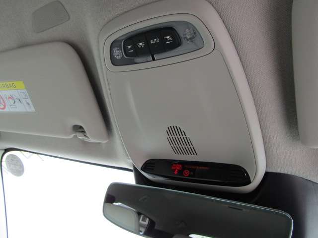 ボルボ ＸＣ４０ Ｂ４ ＡＷＤ インスクリプション ４ＷＤ R3年 (四国) 99