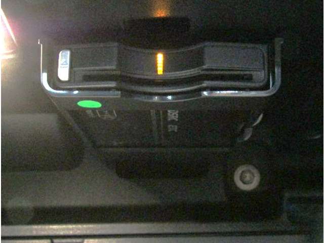 ボルボ ＸＣ４０ Ｂ４ ＡＷＤ インスクリプション ４ＷＤ R3年 (四国) 99