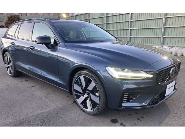 ボルボ Ｖ６０ リチャージ アルティメット Ｔ６ ＡＷＤ プラグイン ハイブリッド ４ＷＤ R6年 (関東) 99