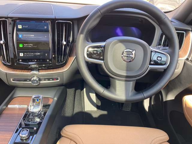 ボルボ ＸＣ６０ リチャージ アルティメット Ｔ６ ＡＷＤ プラグイン ハイブリッド ４ＷＤ R5年 (関東) 99