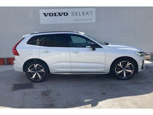 ボルボ ＸＣ６０ リチャージ アルティメット Ｔ６ ＡＷＤ プラグイン ハイブリッド ４ＷＤ R5年 (関東) 99