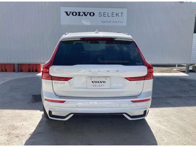 ボルボ ＸＣ６０ リチャージ アルティメット Ｔ６ ＡＷＤ プラグイン ハイブリッド ４ＷＤ R5年 (関東) 99