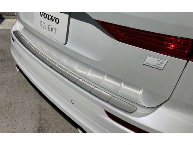 ボルボ ＸＣ６０ リチャージ アルティメット Ｔ６ ＡＷＤ プラグイン ハイブリッド ４ＷＤ R5年 (関東) 99