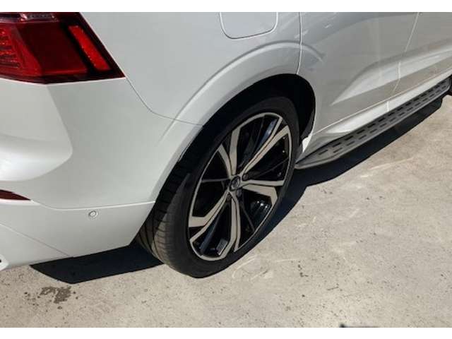 ボルボ ＸＣ６０ リチャージ アルティメット Ｔ６ ＡＷＤ プラグイン ハイブリッド ４ＷＤ R5年 (関東) 99