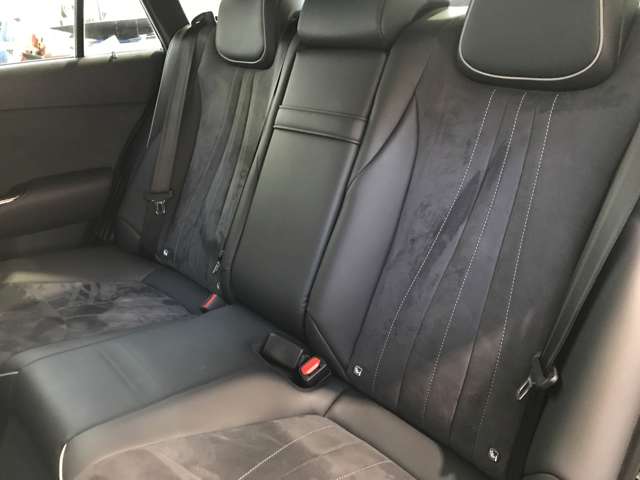 トヨタ クラウン　ハイブリッド ハイブリッド ２．５ ＲＳ アドバンス ＦＯＵＲ ４ＷＤ R1年 (北海道) 99