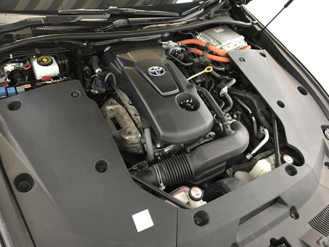 トヨタ クラウン　ハイブリッド ハイブリッド ２．５ ＲＳ アドバンス ＦＯＵＲ ４ＷＤ R1年 (北海道) 99