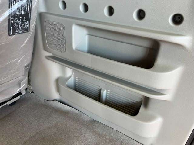 スズキ エブリイワゴン ６６０ ＰＺターボスペシャル ハイルーフ ４ＷＤ R5年 (北海道) 99