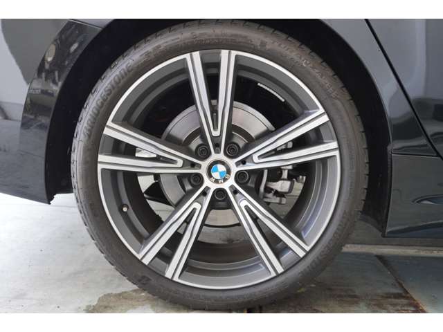 ＢＭＷ ３シリーズ ３２０Ｄ Ｘドライブ Ｍスポーツ ディーゼルターボ ４ＷＤ R2年 (近畿) 99