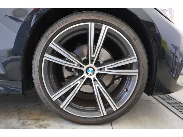 ＢＭＷ ３シリーズ ３２０Ｄ Ｘドライブ Ｍスポーツ ディーゼルターボ ４ＷＤ R2年 (近畿) 99