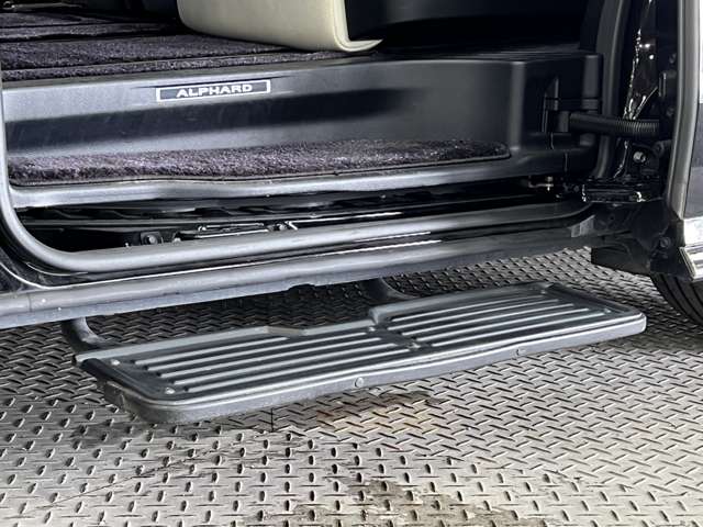 トヨタ アルファード ３．５ エグゼクティブ ラウンジ Ｓ H30年 (関東) 99