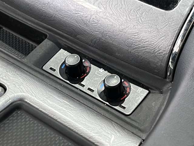 トヨタ アルファード ３．５ エグゼクティブ ラウンジ Ｓ H30年 (関東) 99