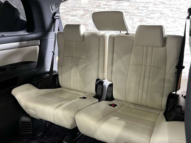 トヨタ アルファード ３．５ エグゼクティブ ラウンジ Ｓ H30年 (関東) 99