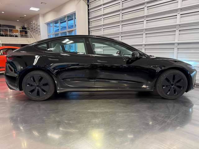 テスラ モデル３ ベースグレード R6年 (関東) 99