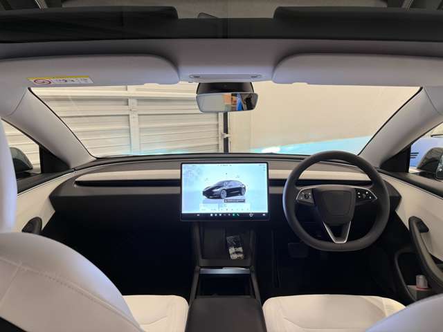 テスラ モデル３ ベースグレード R6年 (関東) 99