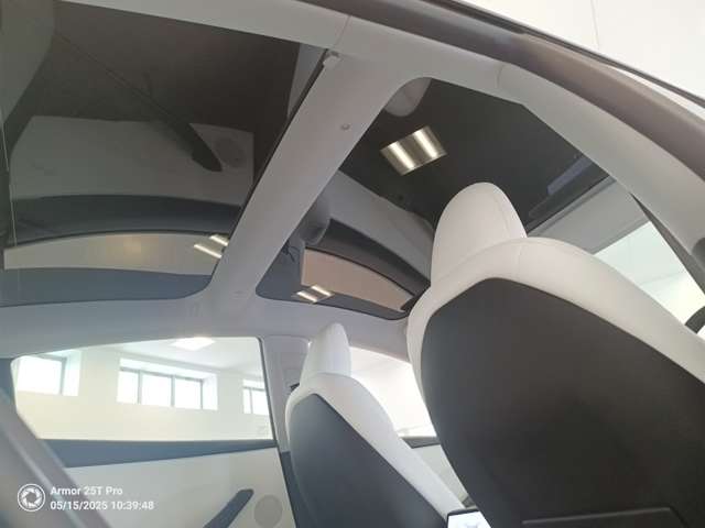 テスラ モデル３ ベースグレード R6年 (関東) 99