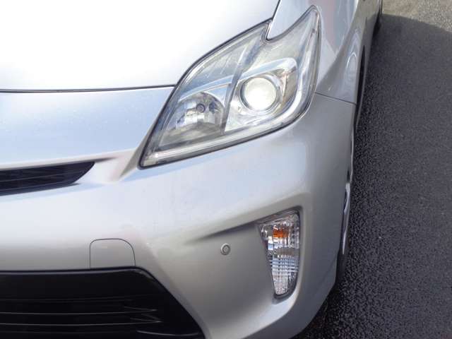 トヨタ プリウス １．８ Ｓ H27年 (中国) 99