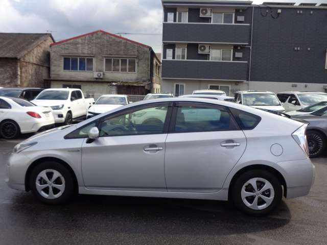 トヨタ プリウス １．８ Ｓ H27年 (中国) 99