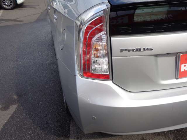 トヨタ プリウス １．８ Ｓ H27年 (中国) 99