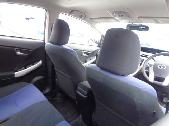 トヨタ プリウス １．８ Ｓ H27年 (中国) 99