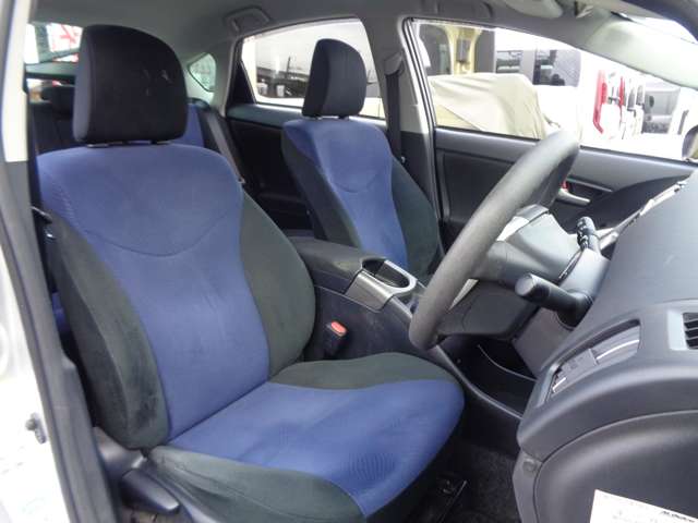 トヨタ プリウス １．８ Ｓ H27年 (中国) 99