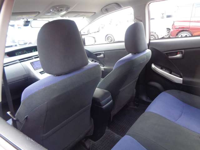 トヨタ プリウス １．８ Ｓ H27年 (中国) 99