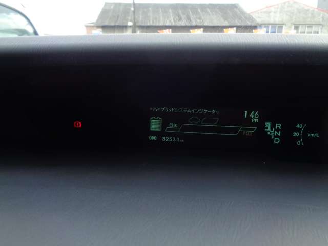 トヨタ プリウス １．８ Ｓ H27年 (中国) 99