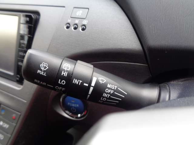 トヨタ プリウス １．８ Ｓ H27年 (中国) 99