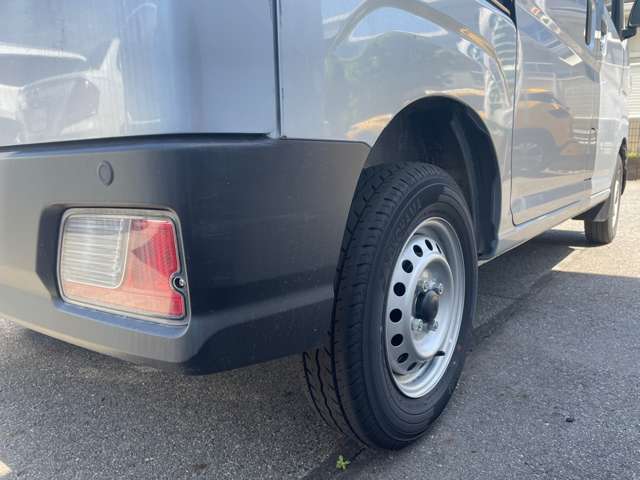 ダイハツ ハイゼットカーゴ ６６０ デラックス R6年 (東海) 99