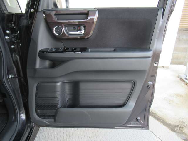 ホンダ Ｎ　ＢＯＸ カスタム ６６０ Ｇ ＥＸ ホンダセンシング R2年 (東北) 99