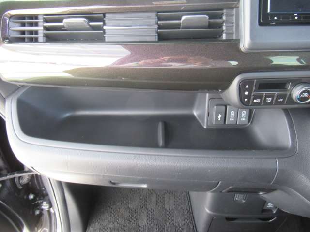 ホンダ Ｎ　ＢＯＸ カスタム ６６０ Ｇ ＥＸ ホンダセンシング R2年 (東北) 99