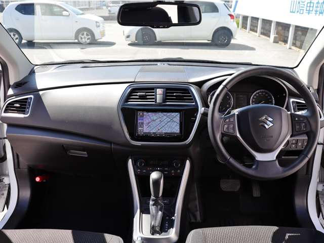 スズキ ＳＸ４　Ｓクロス １．６ ４ＷＤ R2年 (中国) 99
