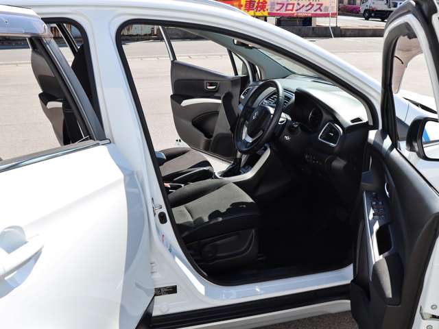 スズキ ＳＸ４　Ｓクロス １．６ ４ＷＤ R2年 (中国) 99