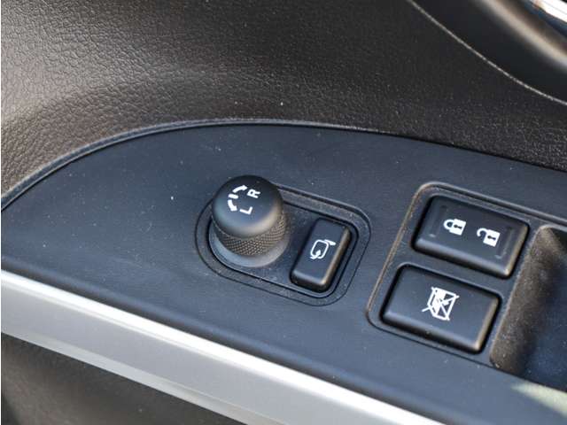 スズキ ＳＸ４　Ｓクロス １．６ ４ＷＤ R2年 (中国) 99