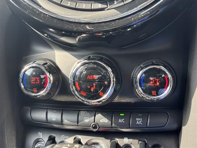 ミニ ミニ クーパーＤ ３ドア R1年 (東北) 99